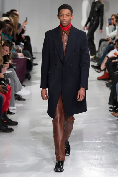 Look 52